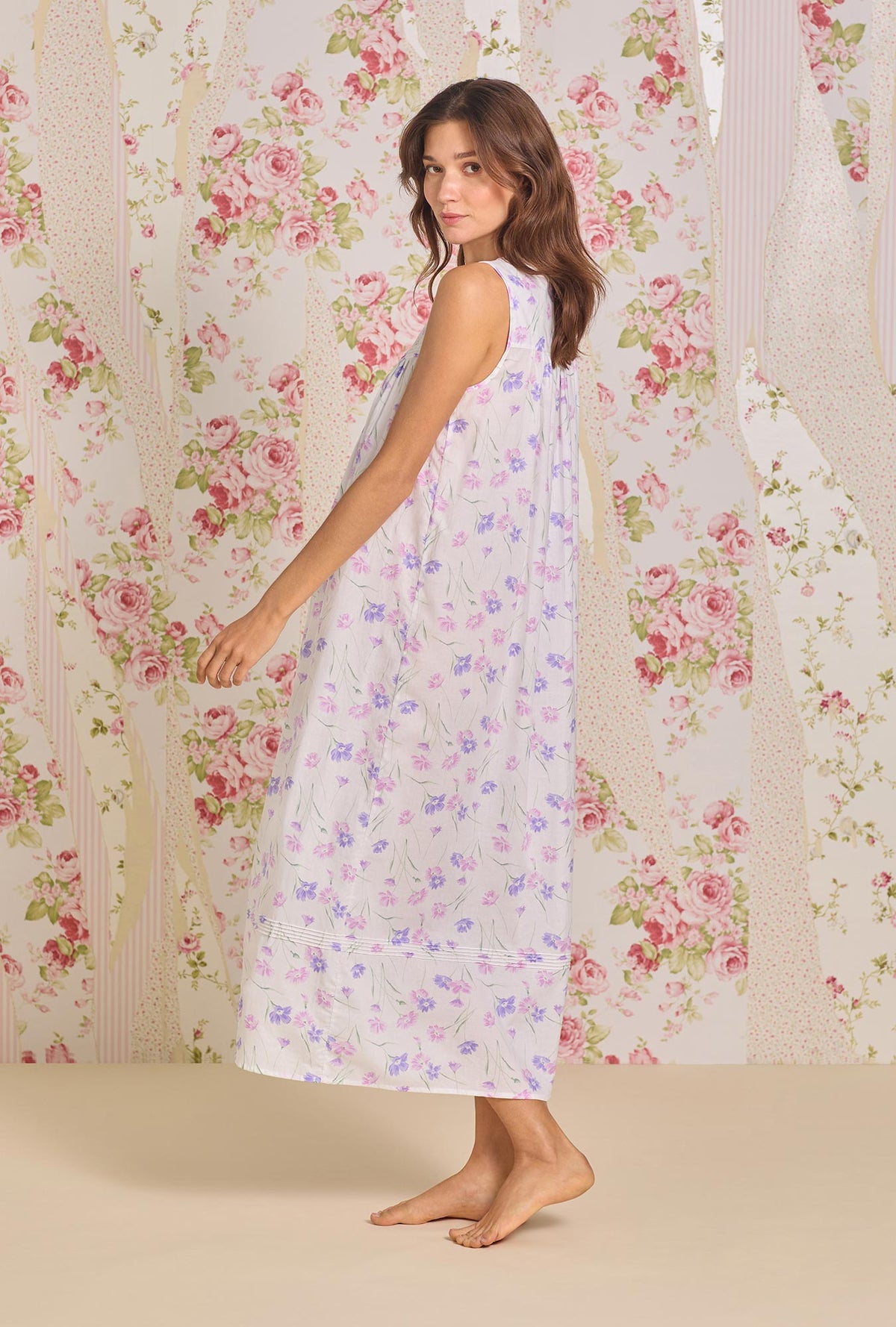 A lady wearing Royal Daisy &quot;Eileen&quot; Cotton Lawn Nightgown