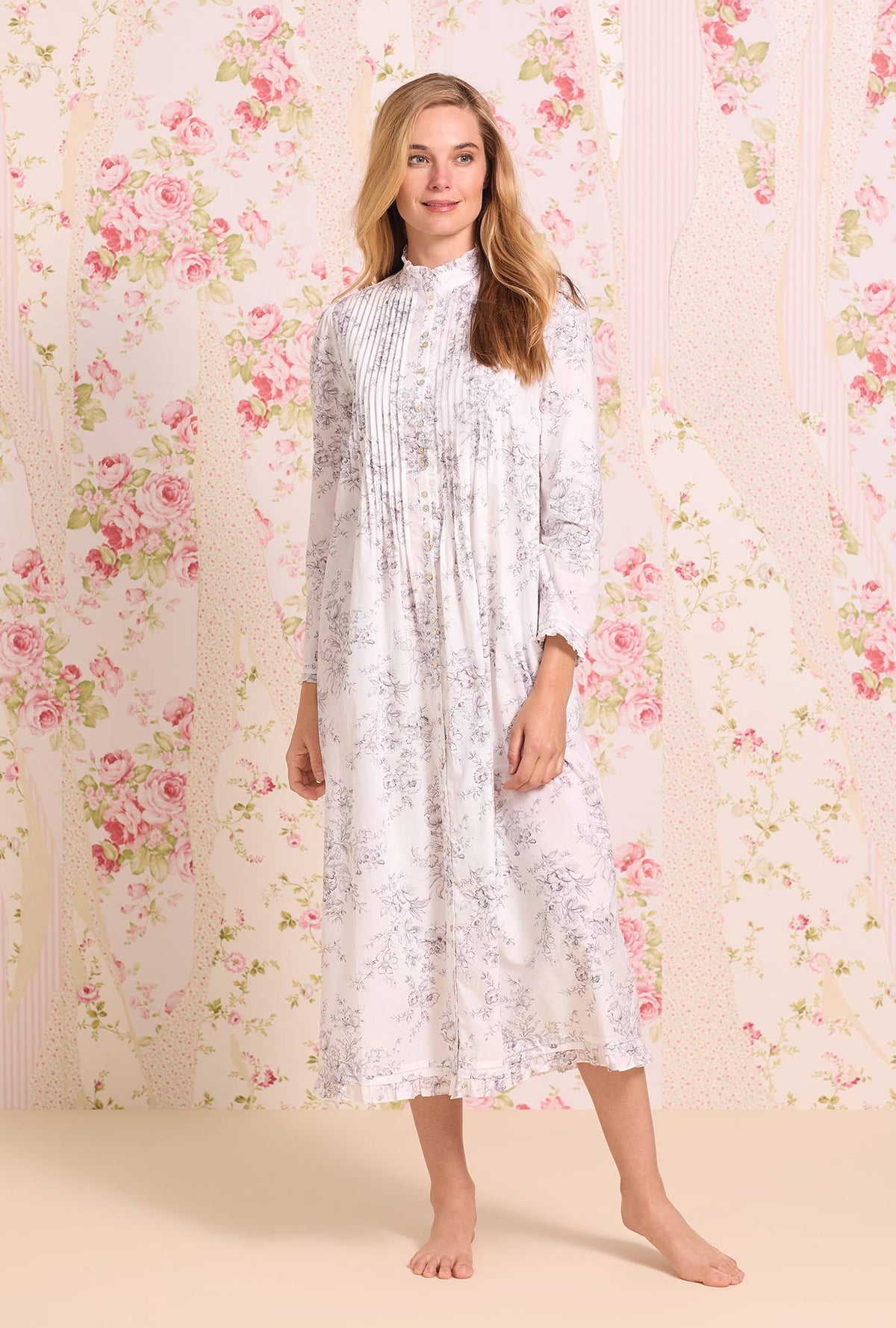 Grey Toile Button Front Highneck Robe