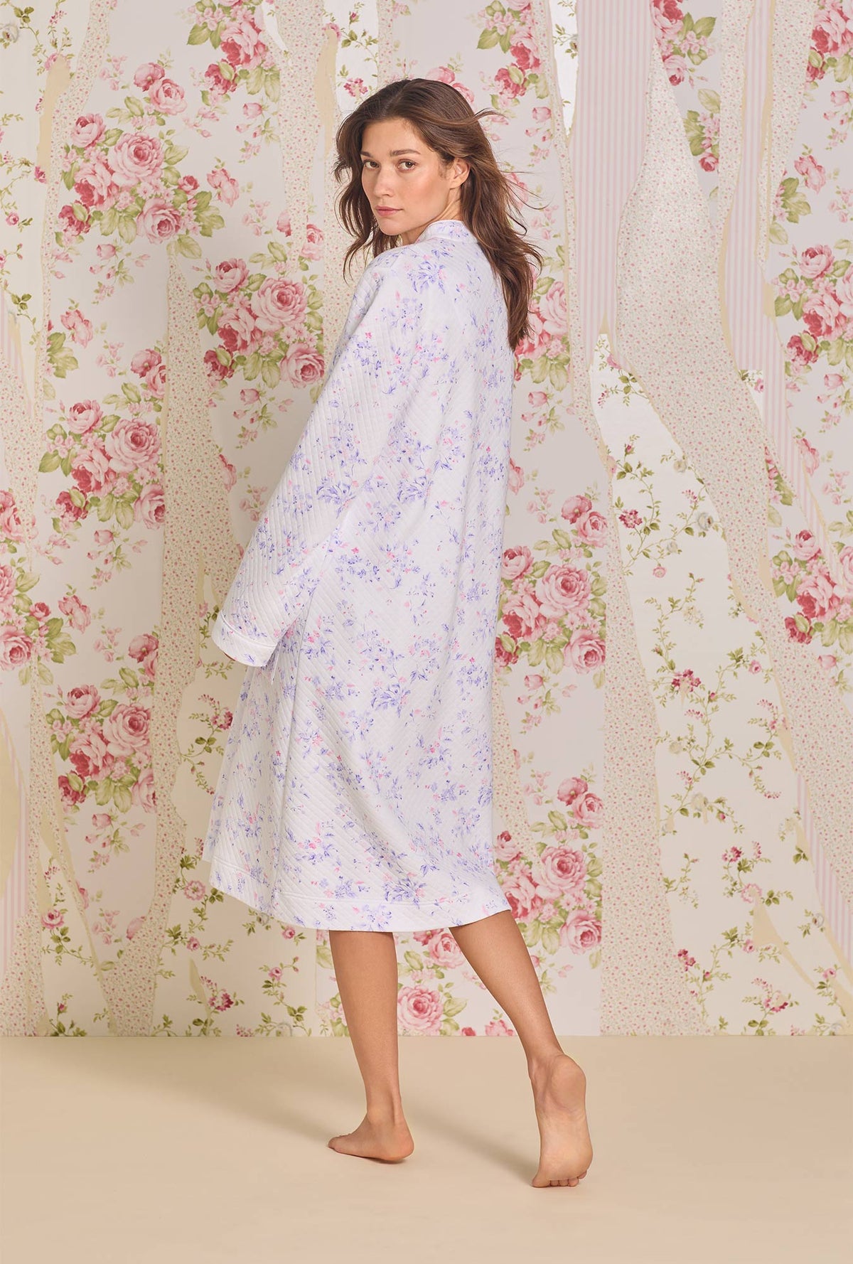 Petite Floral Diamond Quilt Zip Robe