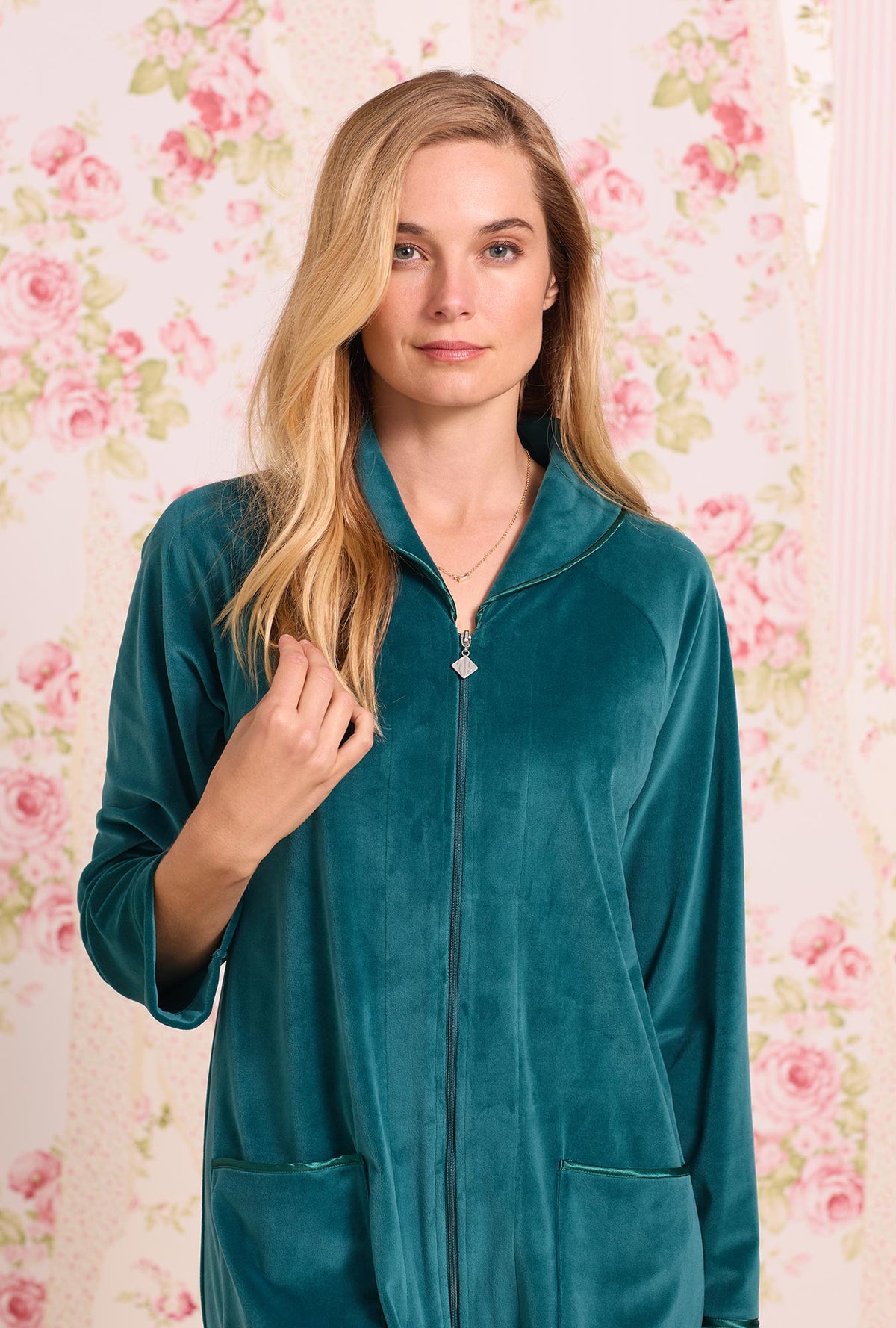 Lux Velour Long Zip Robe- Evergreen